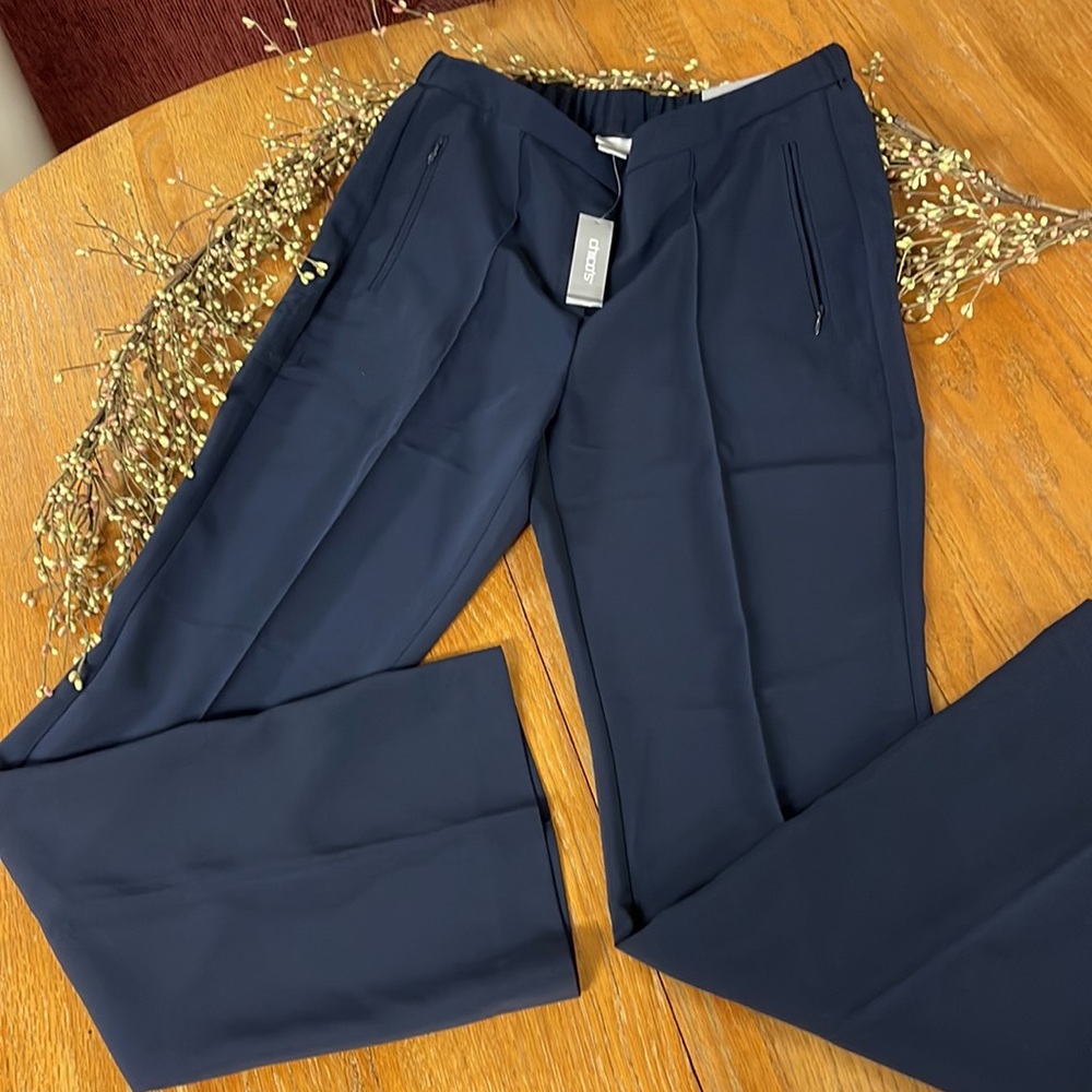 Chico’s navy NWT pull on trouser 1.5(10R)